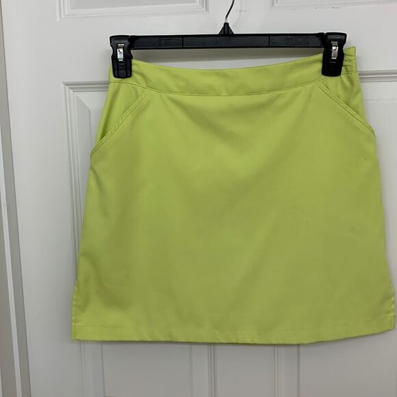 Coral Bay Size 4 Golf skort lime/yellow - Picture 1 of 10